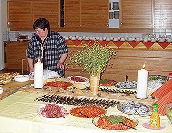 Pitop&ouml;yt&auml;